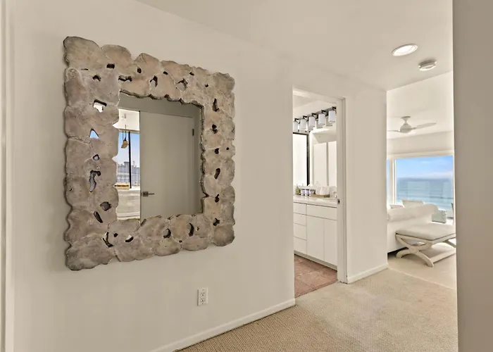Ocean Front - 4 Bedroom Manhattan Beach Penthouse